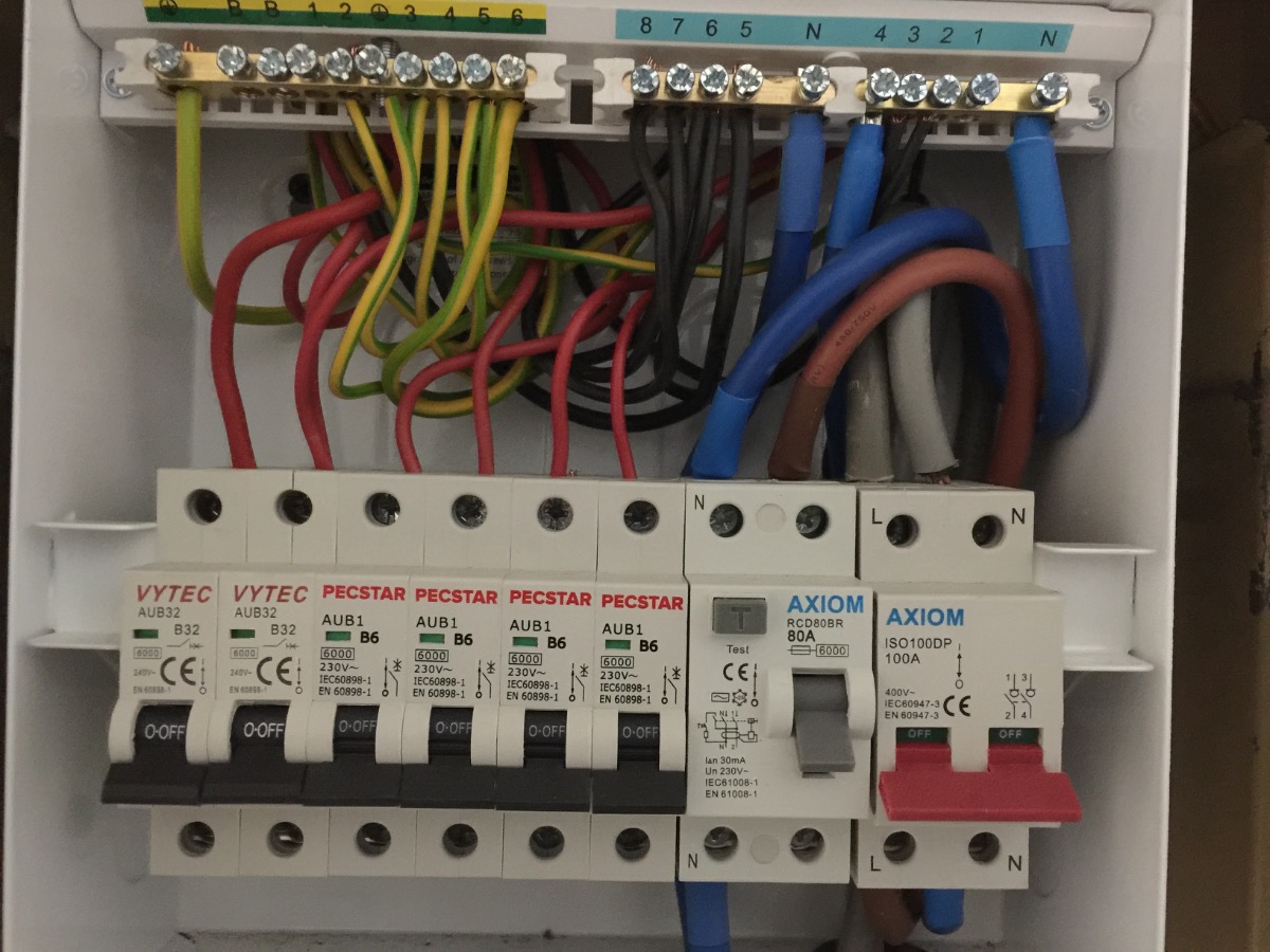 Electrician: Image 11